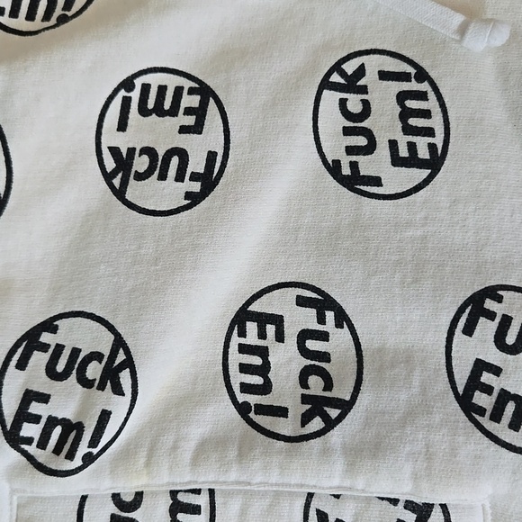 Supreme Shorts - Picture 3 of 5